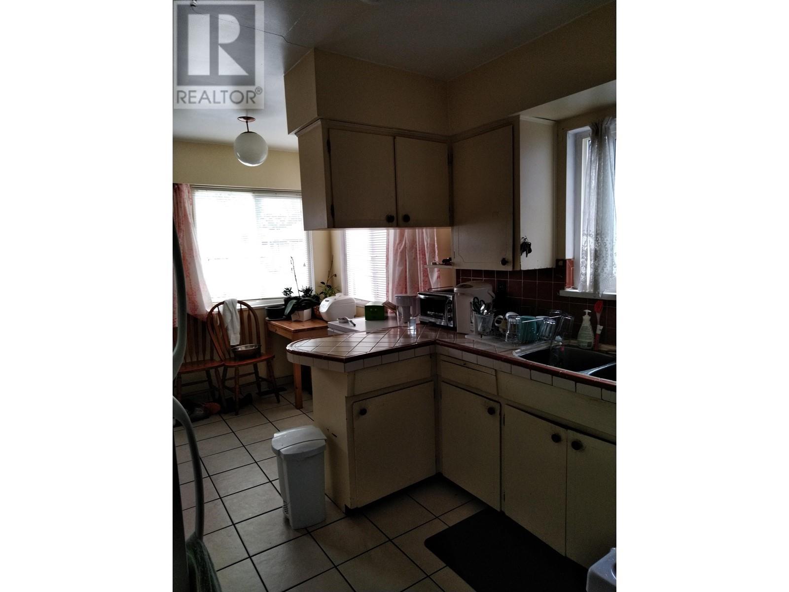 178 E 40th Avenue, Vancouver, British Columbia  V5W 1L5 - Photo 4 - R2815437