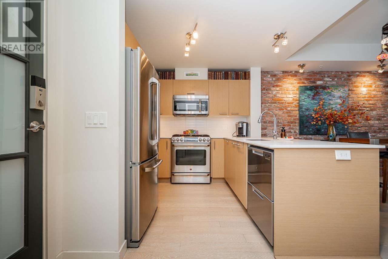 322 95 Moody Street, Port Moody, British Columbia  V3H 0H2 - Photo 5 - R2827712