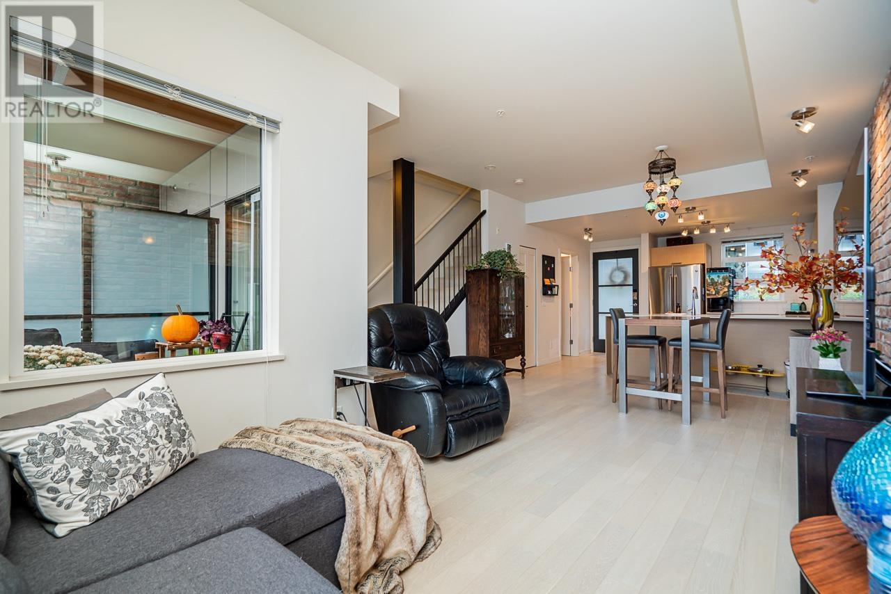 322 95 Moody Street, Port Moody, British Columbia  V3H 0H2 - Photo 15 - R2827712