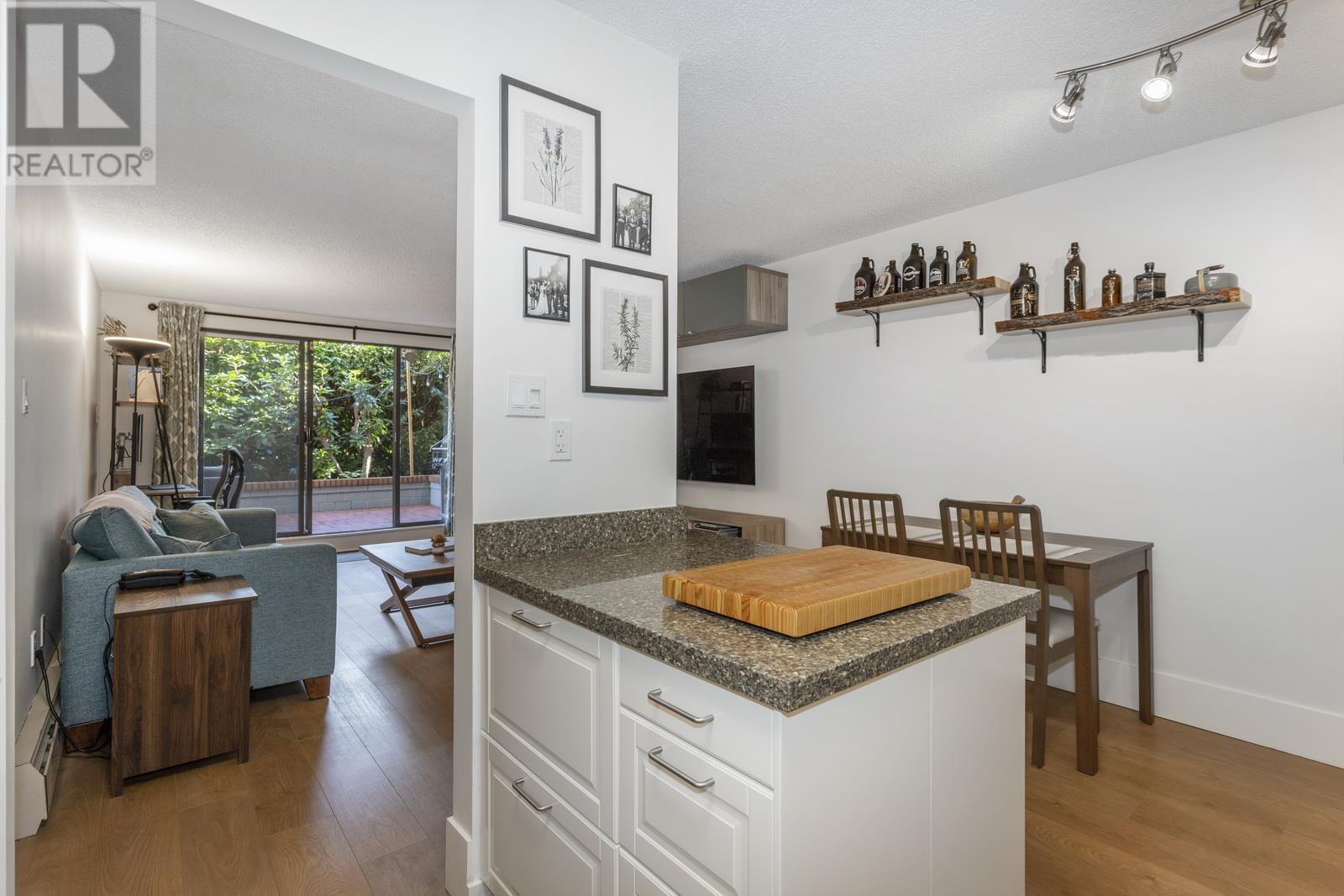 209 665 E 6th Avenue, Vancouver, British Columbia  V5T 4J3 - Photo 9 - R2822792