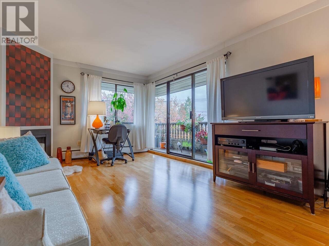 305 350 E 5th Avenue, Vancouver, British Columbia  V5T 1H4 - Photo 2 - R2827838