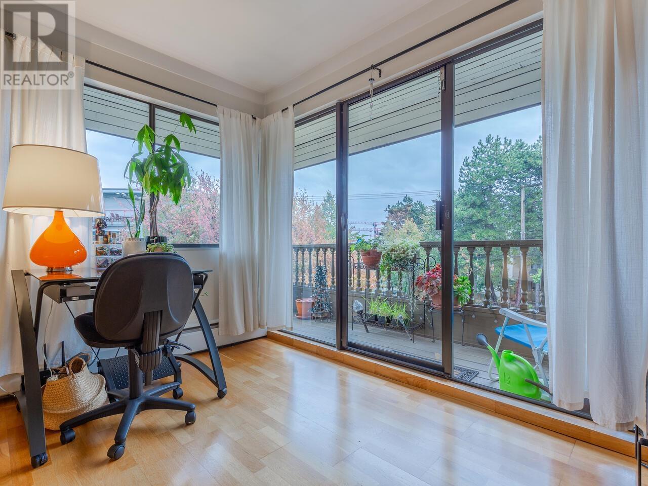 305 350 E 5th Avenue, Vancouver, British Columbia  V5T 1H4 - Photo 3 - R2827838