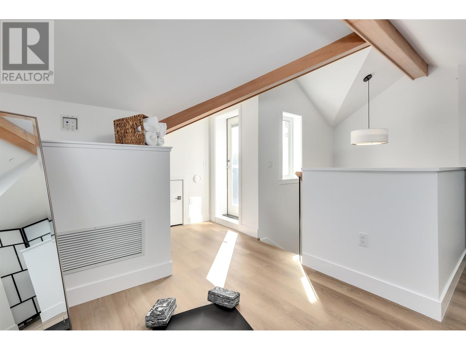 1 2796 Dundas Street, Vancouver, British Columbia  V5K 3Y6 - Photo 23 - R2811803