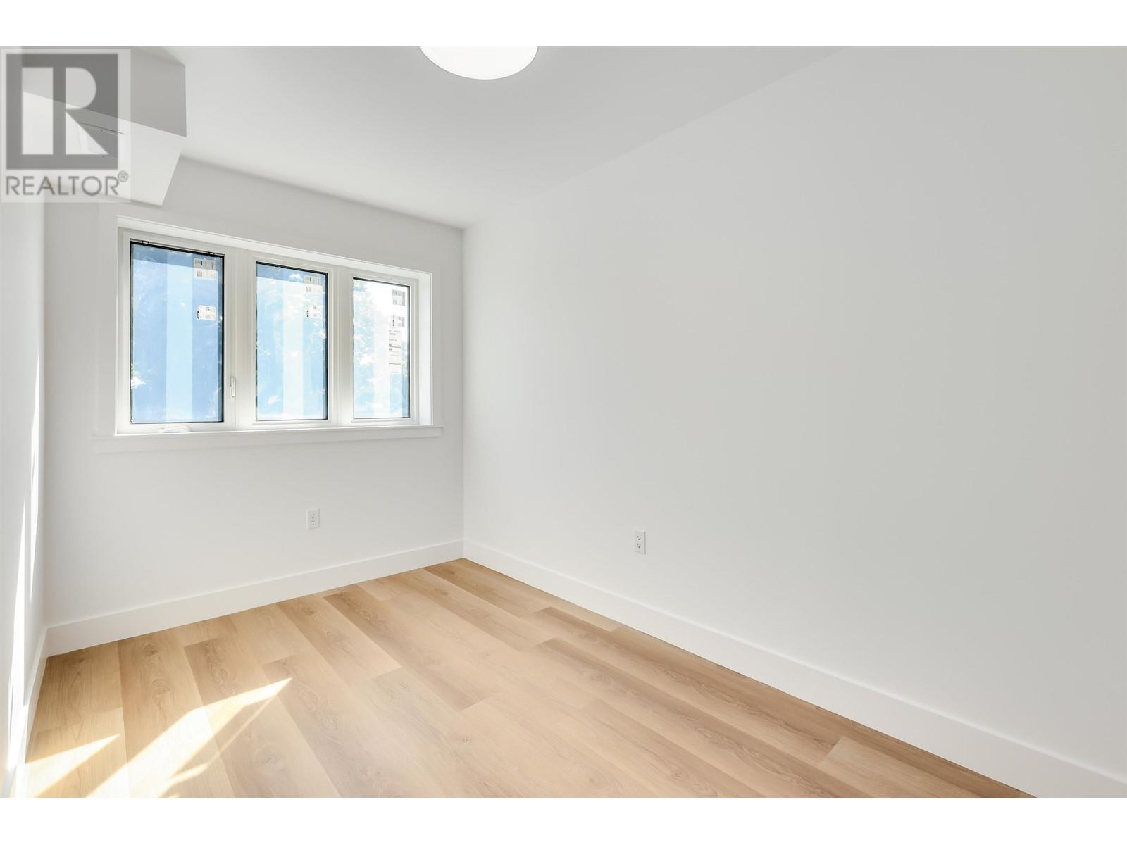 1 2796 Dundas Street, Vancouver, British Columbia  V5K 3Y6 - Photo 20 - R2811803