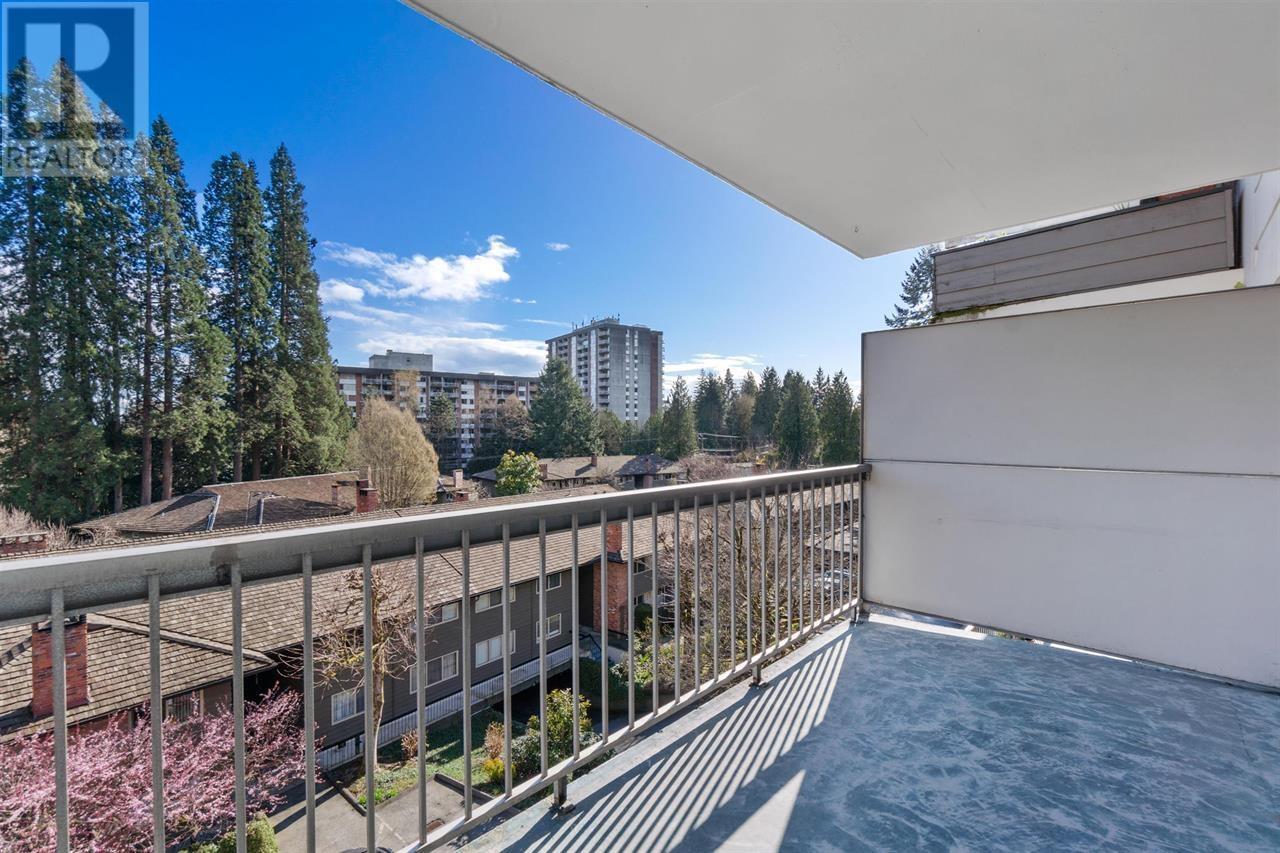 1242 235 Keith Road, West Vancouver, British Columbia  V7T 1L4 - Photo 6 - R2827766