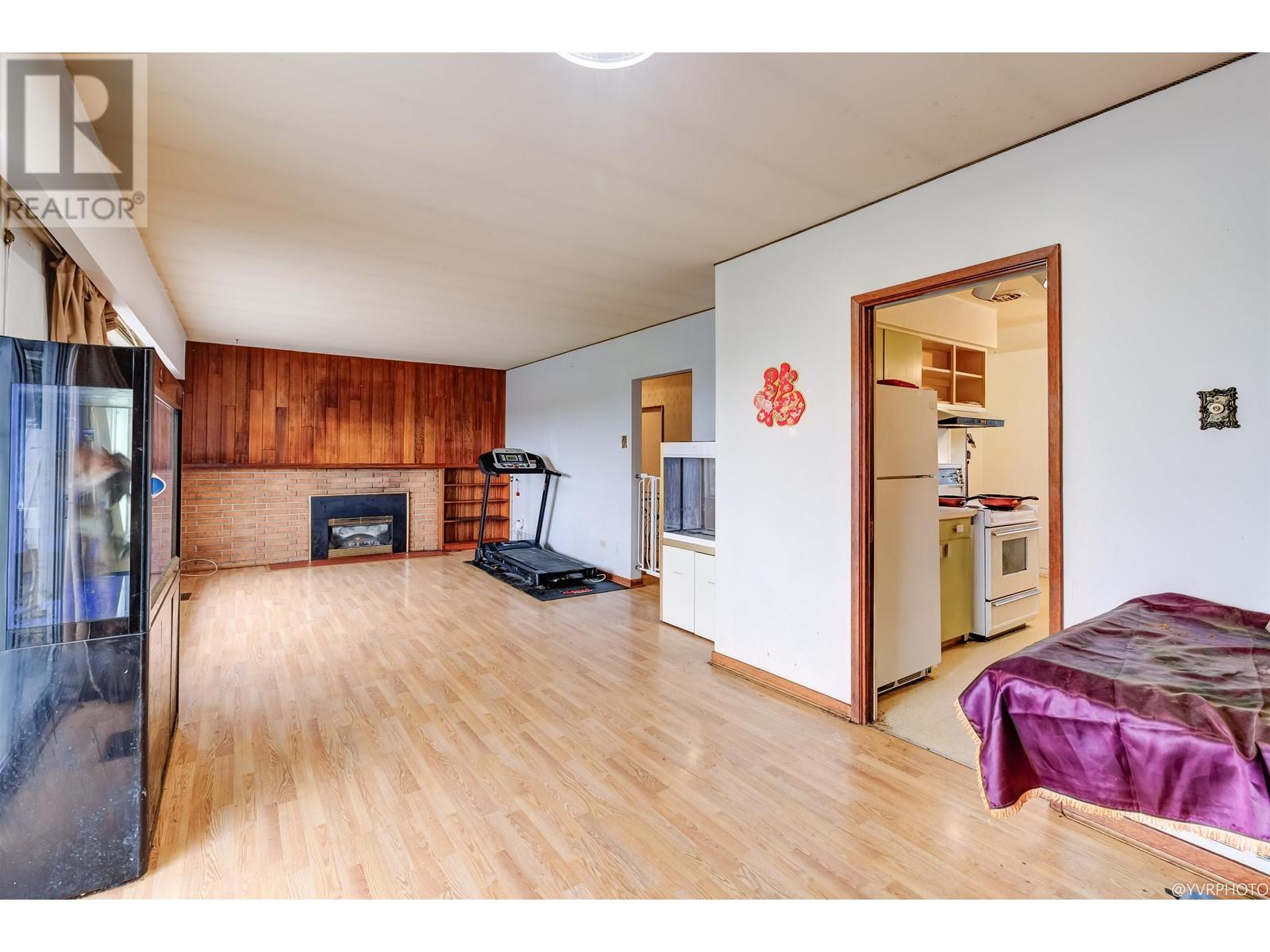 4579 Grassmere Street, Burnaby, British Columbia  V5G 2N8 - Photo 14 - R2826861