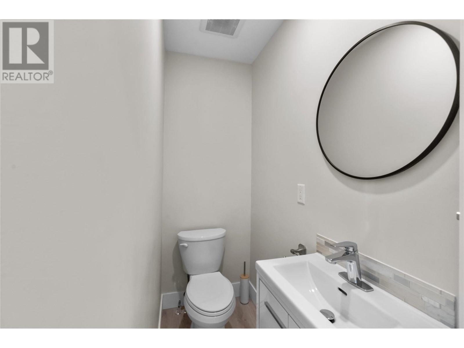 312 Laurentian Crescent, Coquitlam, British Columbia  V3K 1Y1 - Photo 20 - R2824607