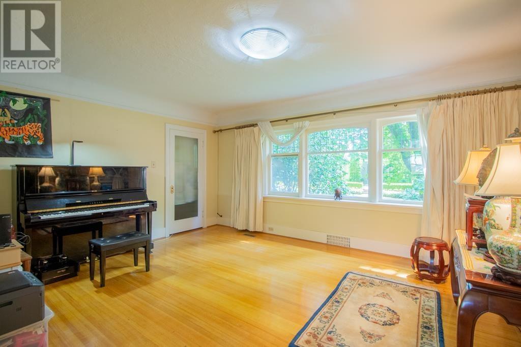 3949 W 23rd Avenue, Vancouver, British Columbia  V6S 1L1 - Photo 7 - R2827566