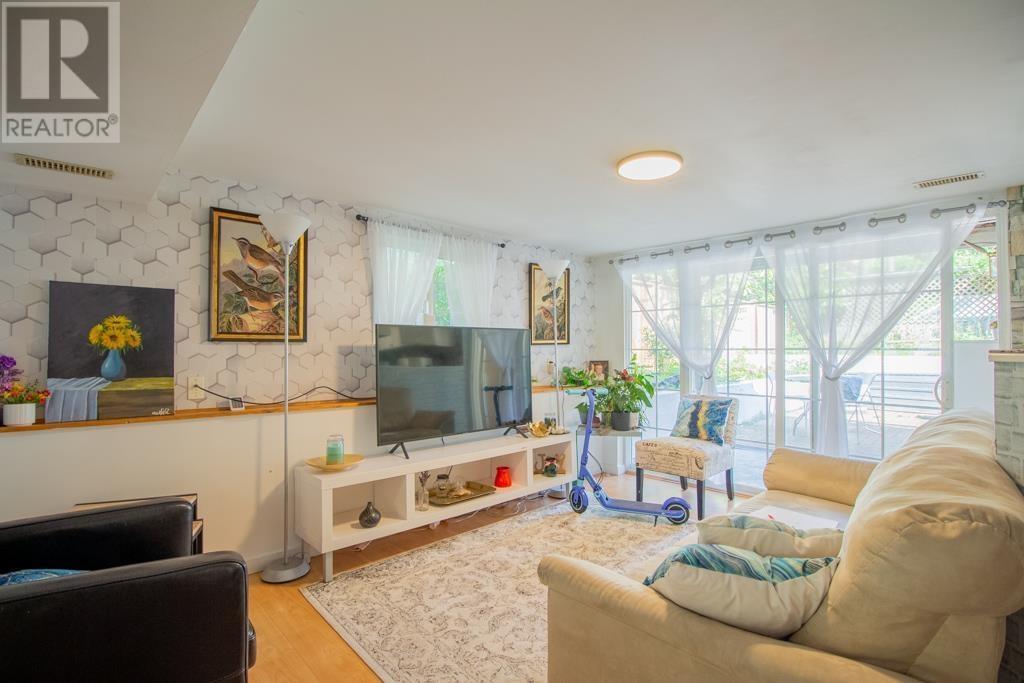 3949 W 23rd Avenue, Vancouver, British Columbia  V6S 1L1 - Photo 15 - R2827566