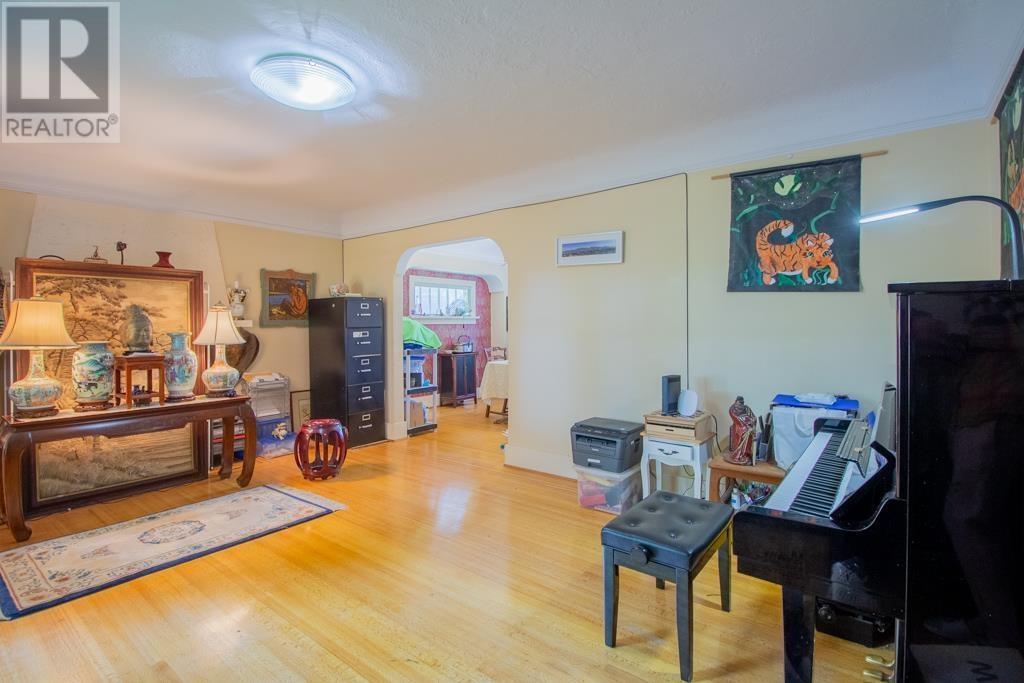 3949 W 23rd Avenue, Vancouver, British Columbia  V6S 1L1 - Photo 6 - R2827566