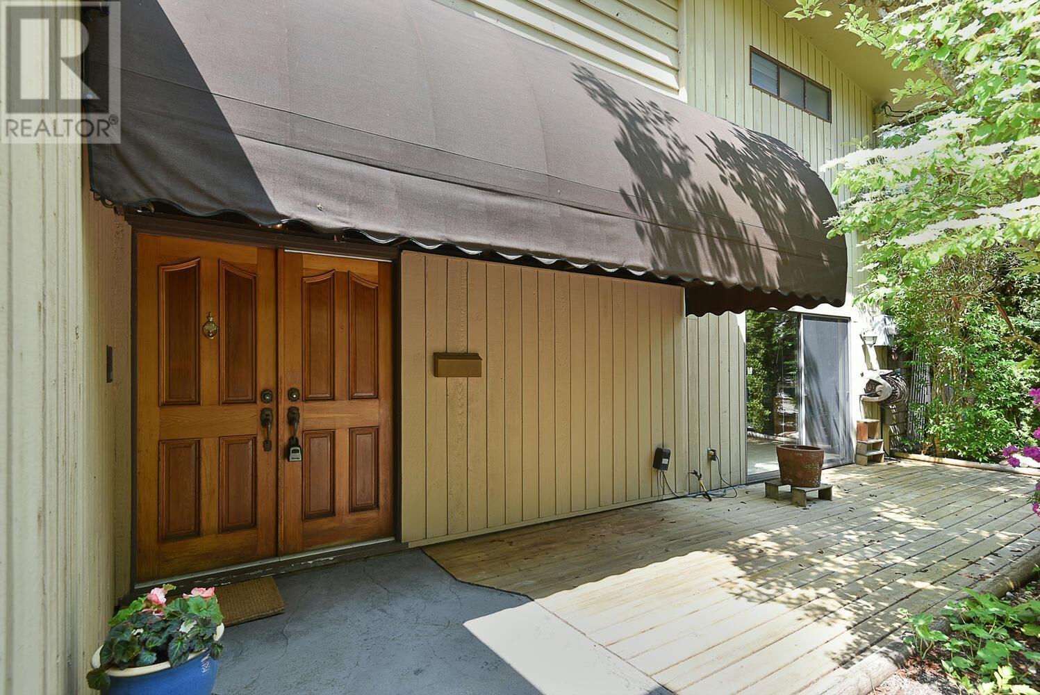 6315 Marmot Road, Sechelt, British Columbia  V7Z 0L2 - Photo 21 - R2808340