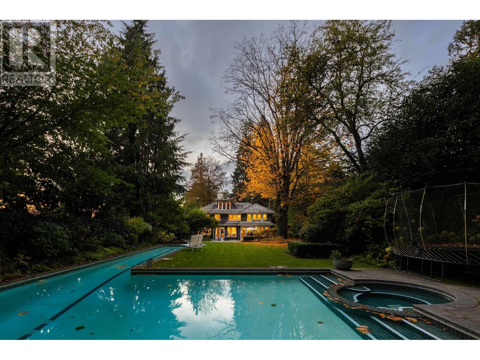 6380 Macdonald Street, Vancouver, British Columbia  V6N 1E6 - Photo 2 - R2773737