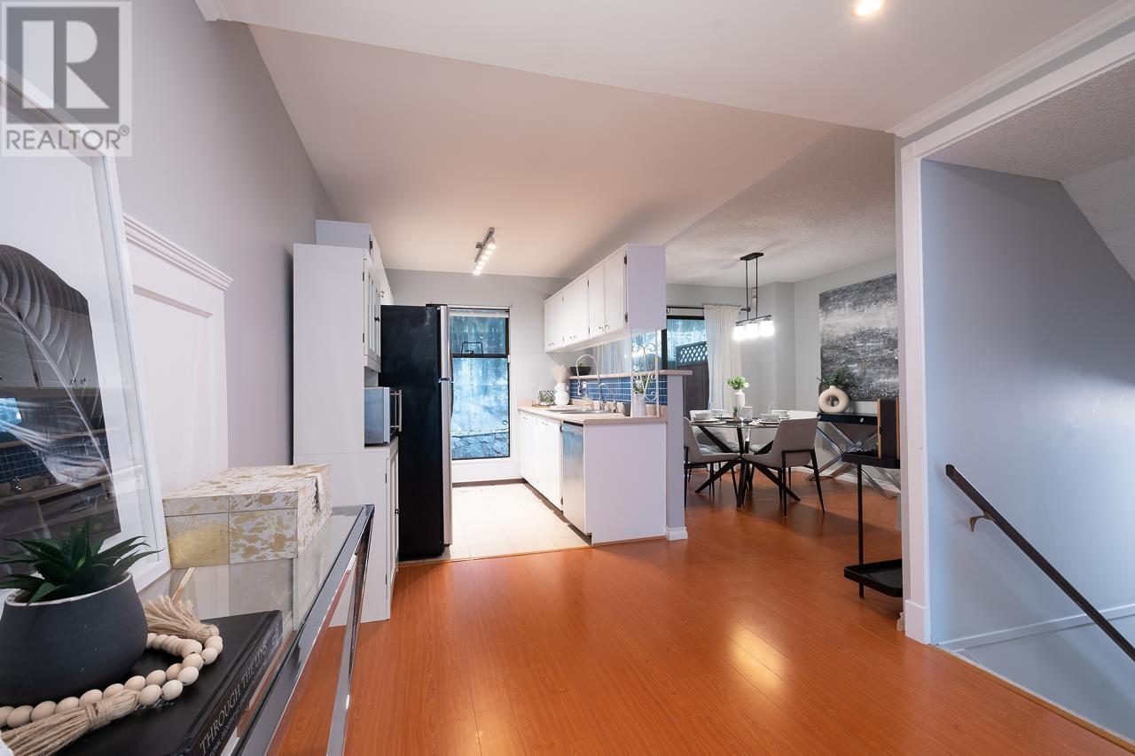 206 James Road, Port Moody, British Columbia  V3H 2S4 - Photo 14 - R2821741