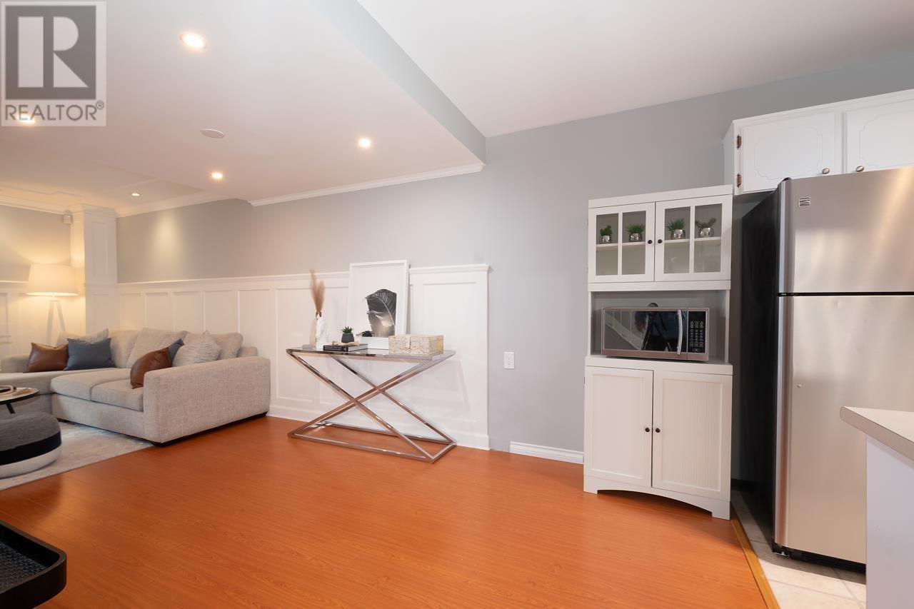 206 James Road, Port Moody, British Columbia  V3H 2S4 - Photo 11 - R2821741