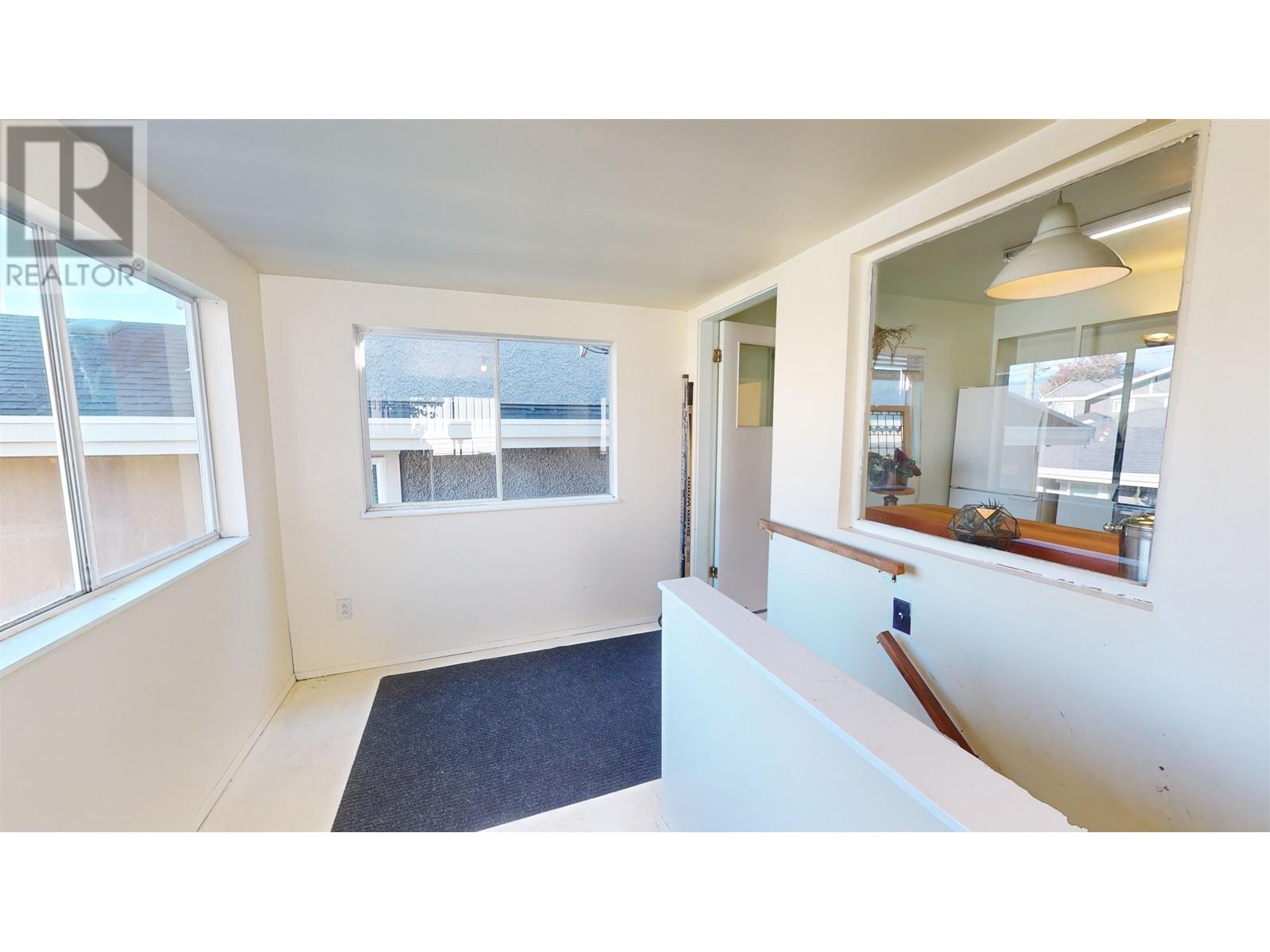 4257 Triumph Street, Burnaby, British Columbia  V5C 1Z5 - Photo 8 - R2826820