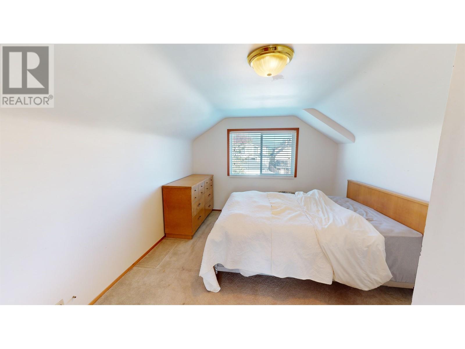 4257 Triumph Street, Burnaby, British Columbia  V5C 1Z5 - Photo 13 - R2826820