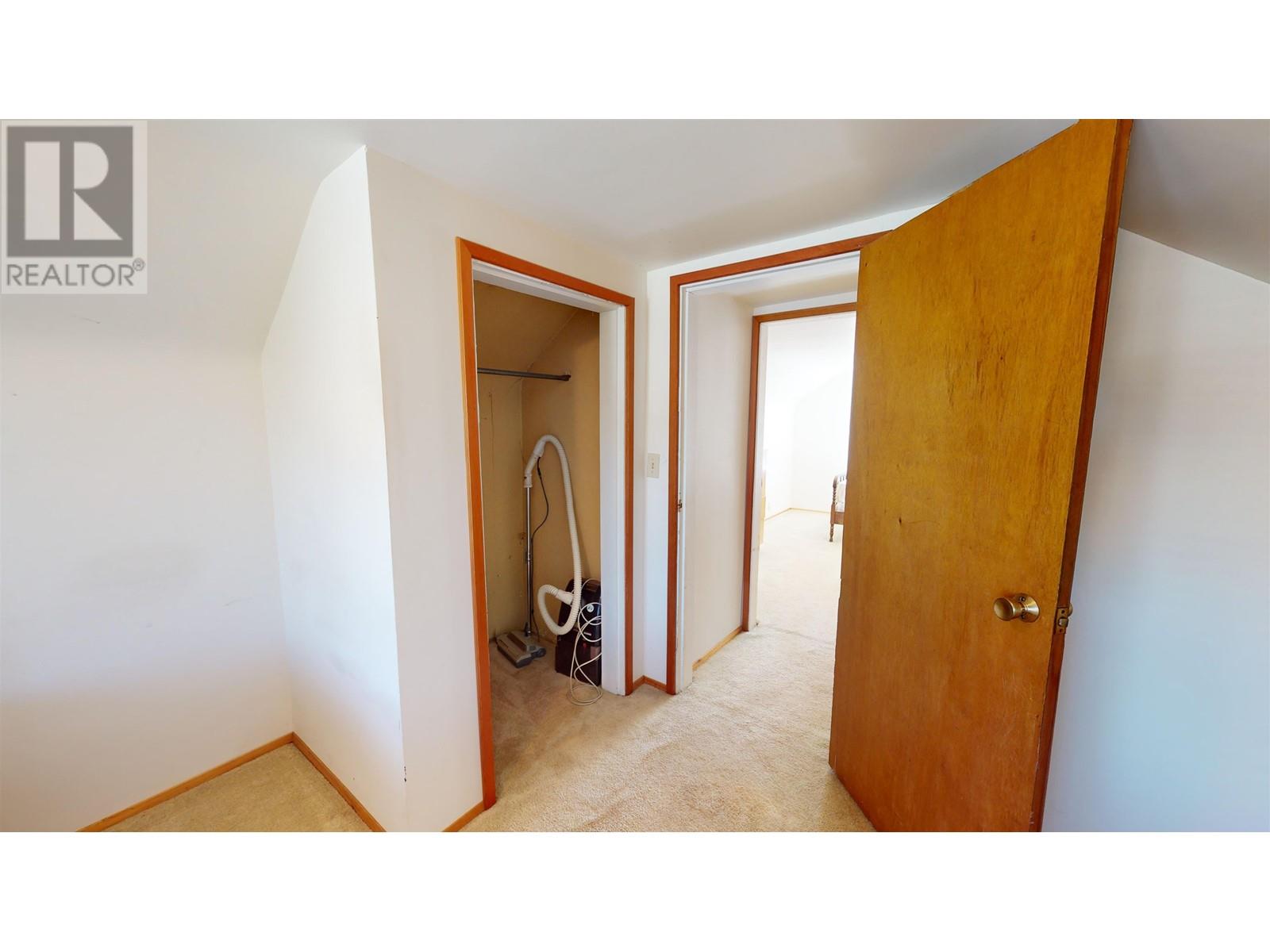 4257 Triumph Street, Burnaby, British Columbia  V5C 1Z5 - Photo 14 - R2826820