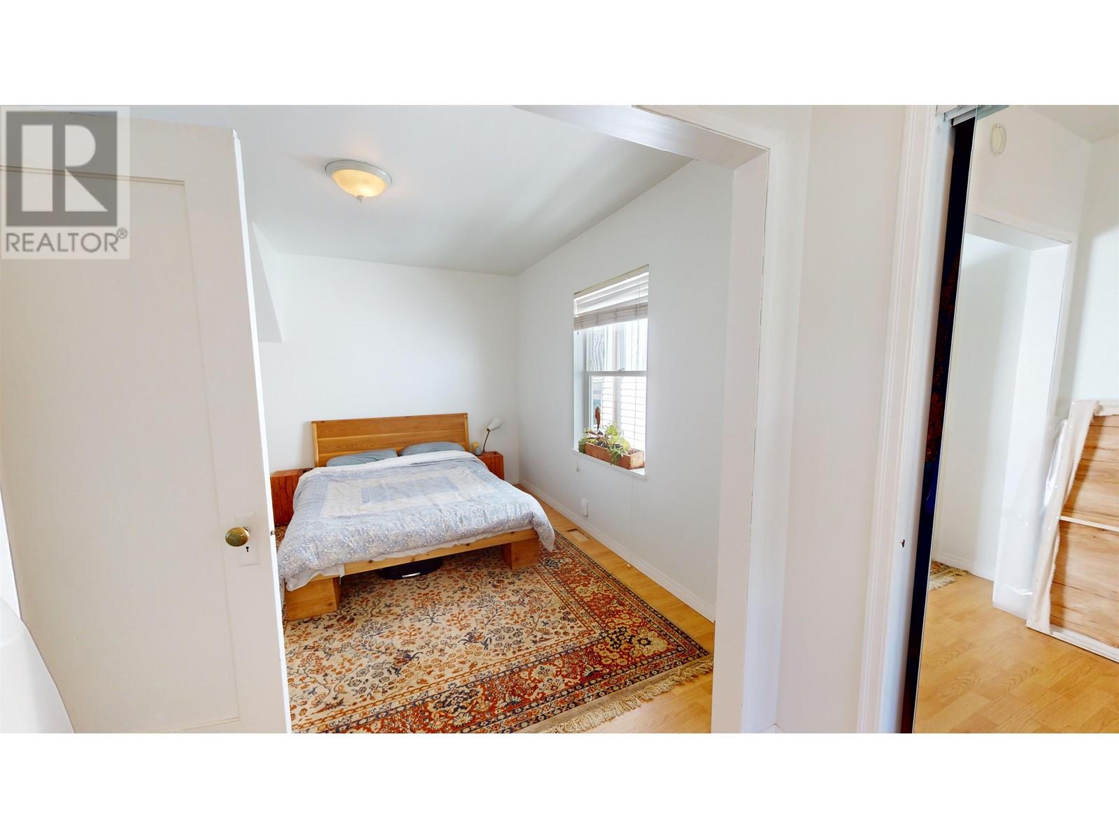 4257 Triumph Street, Burnaby, British Columbia  V5C 1Z5 - Photo 11 - R2826820