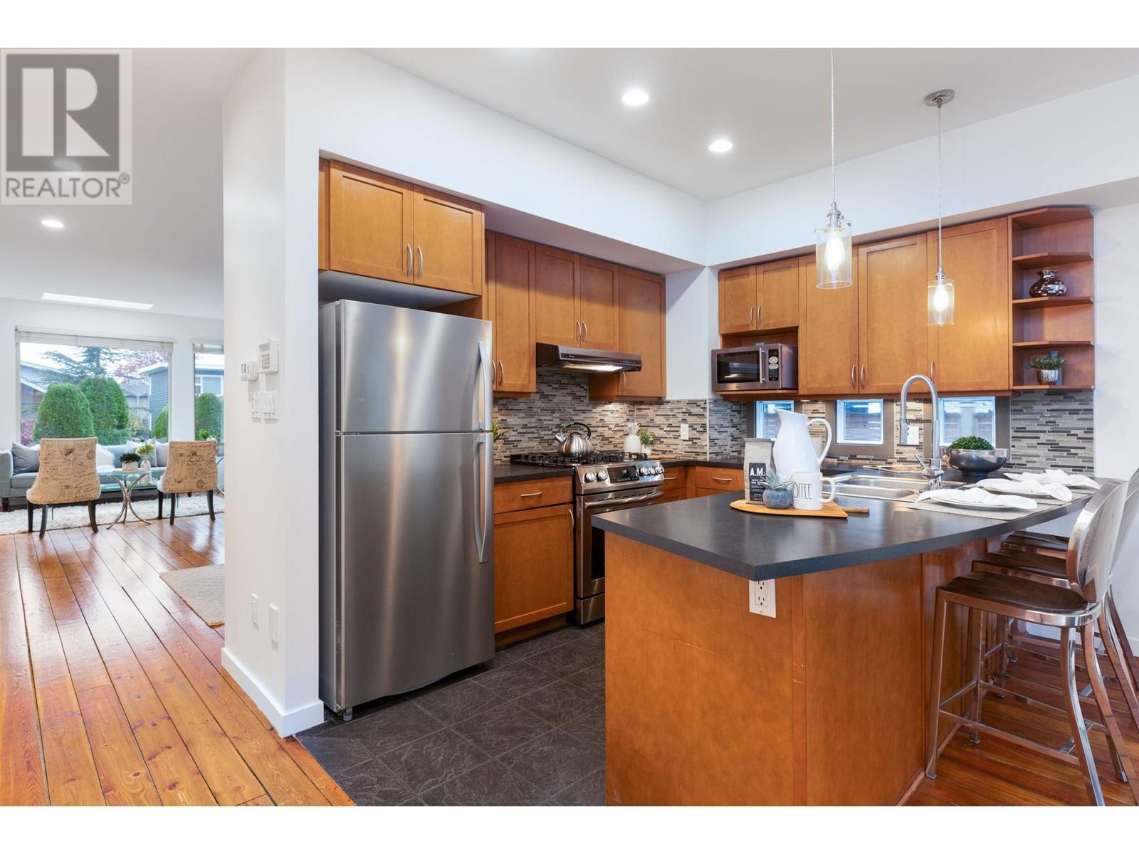 6364 Douglas Street, West Vancouver, British Columbia  V7W 2E9 - Photo 13 - R2827888