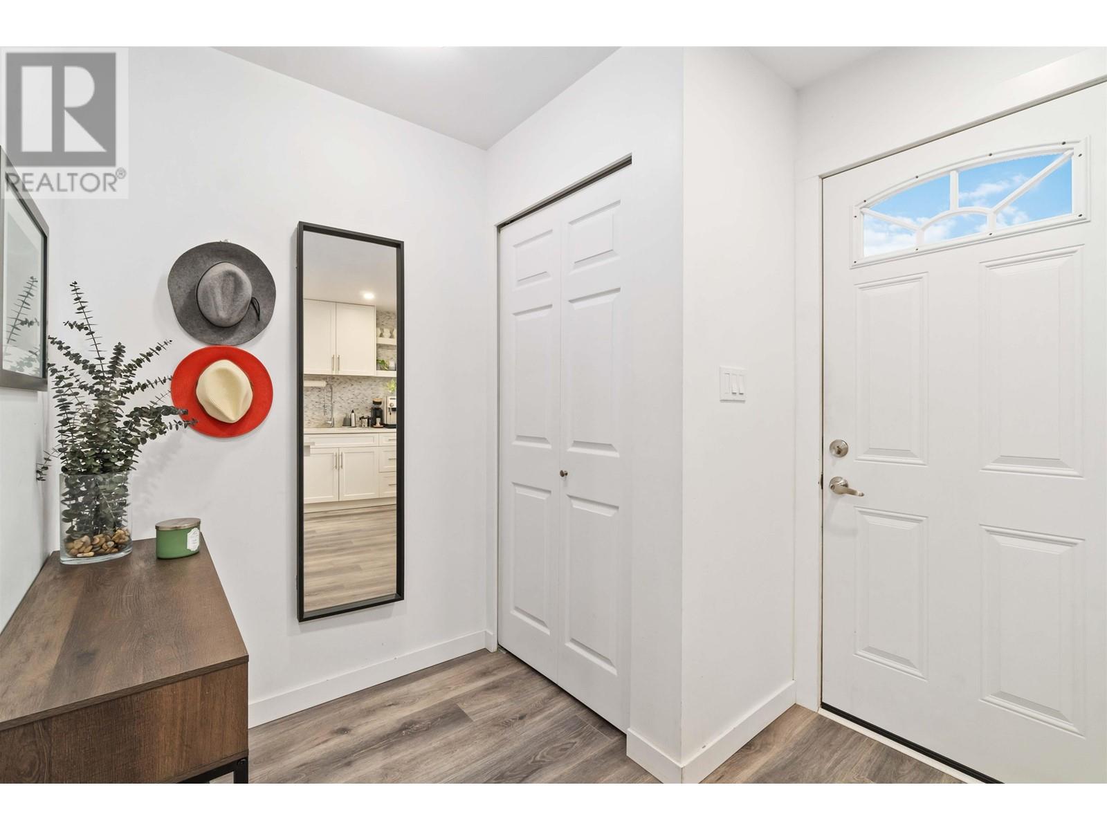3369 Ganymede Drive, Burnaby, British Columbia  V3J 1A5 - Photo 8 - R2827310
