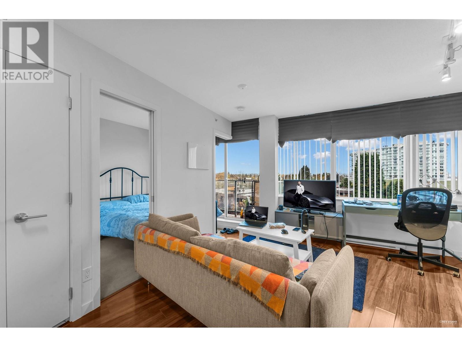 510 4815 Eldorado Mews, Vancouver, British Columbia  V5R 0B2 - Photo 4 - R2827854