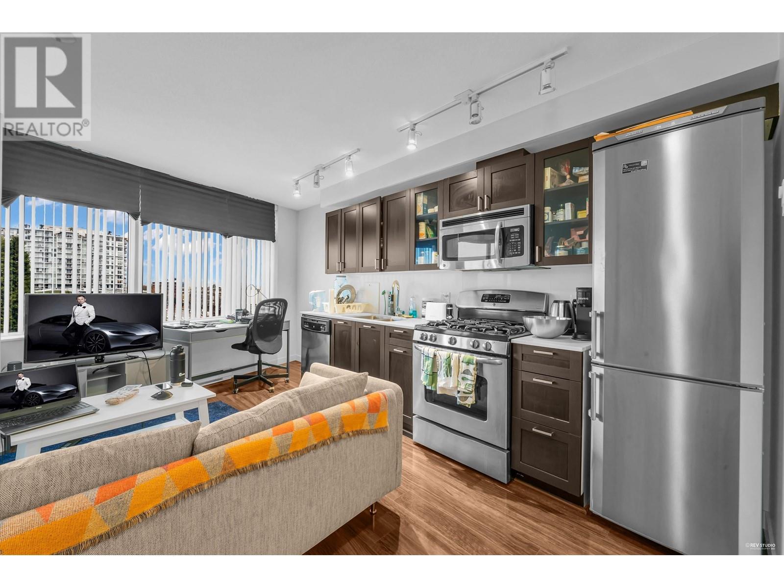 510 4815 Eldorado Mews, Vancouver, British Columbia  V5R 0B2 - Photo 5 - R2827854