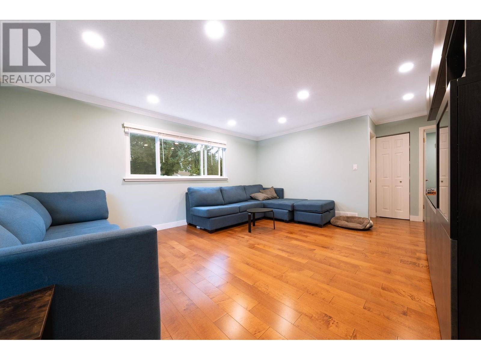 3357 Lakedale Avenue, Burnaby, British Columbia  V5A 3C9 - Photo 8 - R2819320