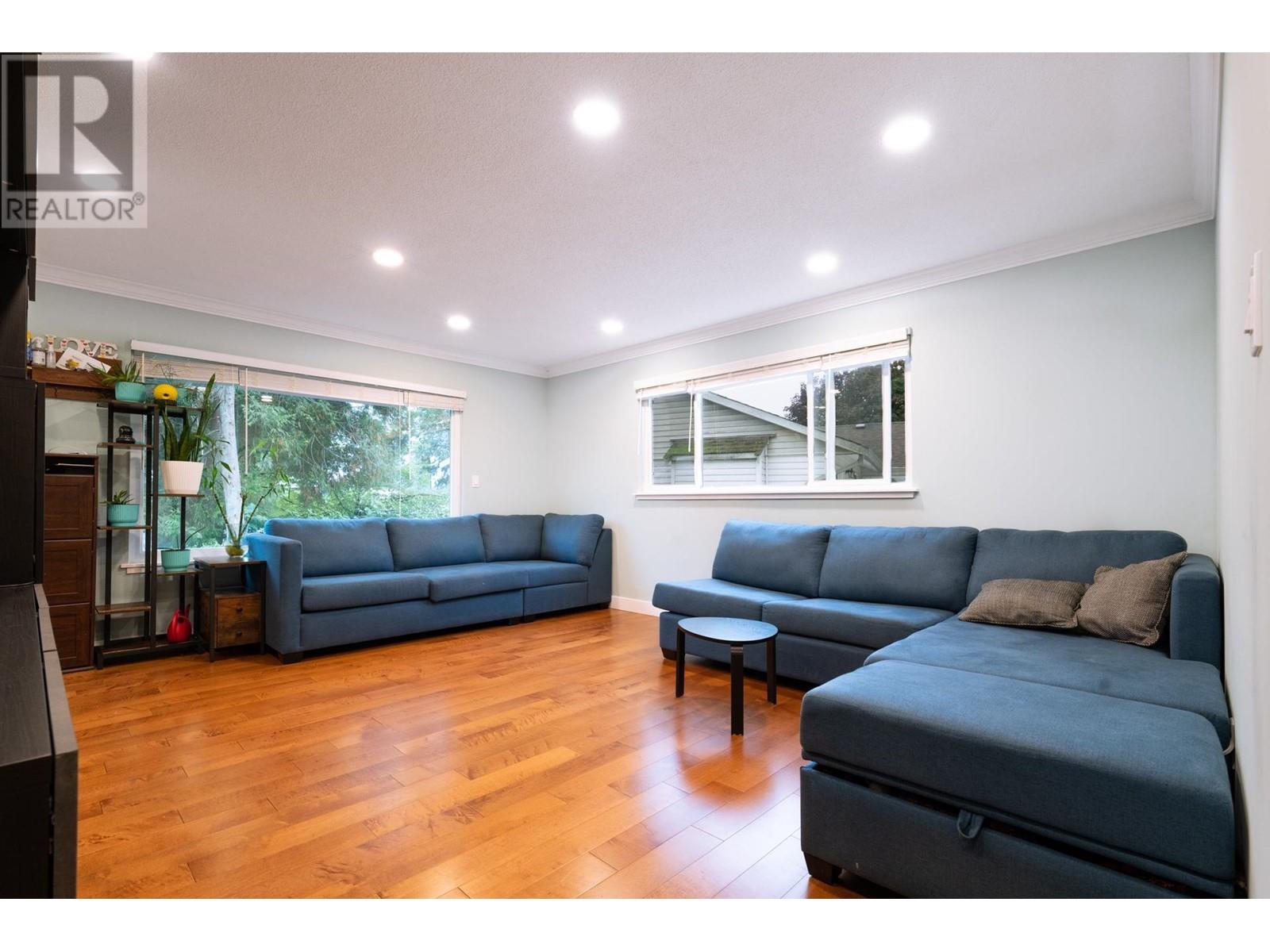 3357 Lakedale Avenue, Burnaby, British Columbia  V5A 3C9 - Photo 10 - R2819320