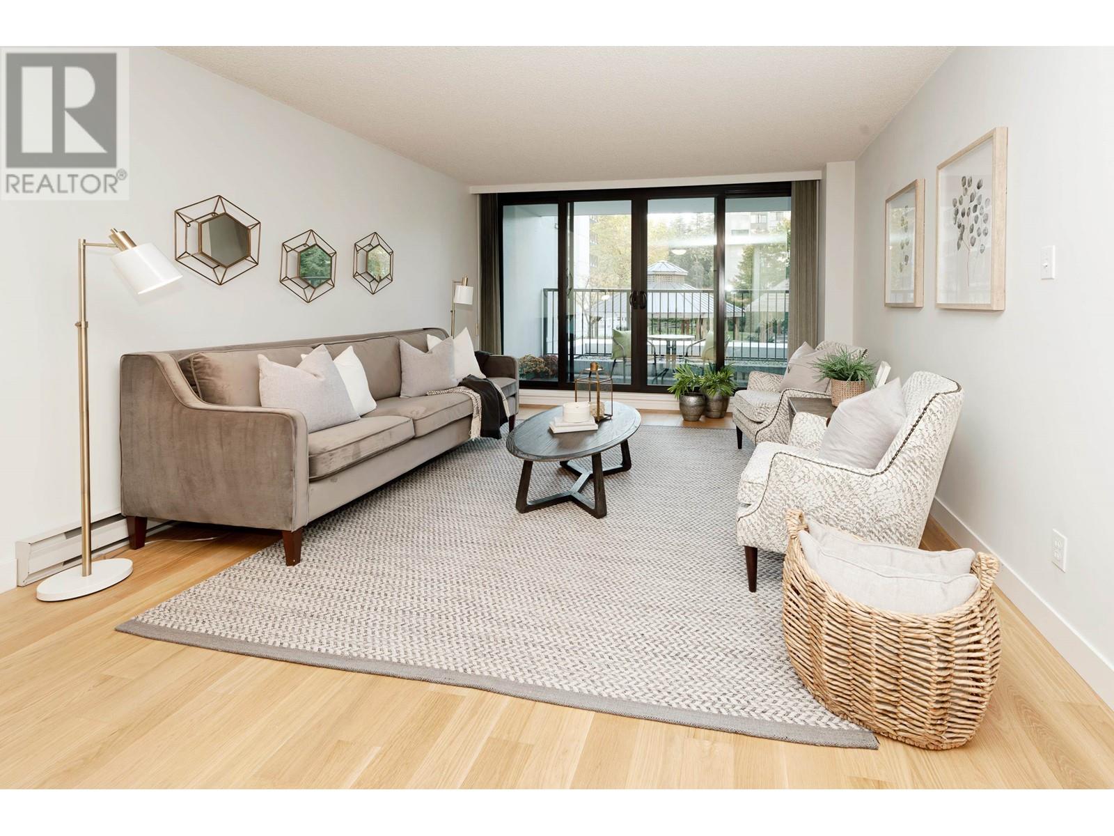 201 6455 Willingdon Avenue, Burnaby, British Columbia  V5H 4E4 - Photo 9 - R2827784