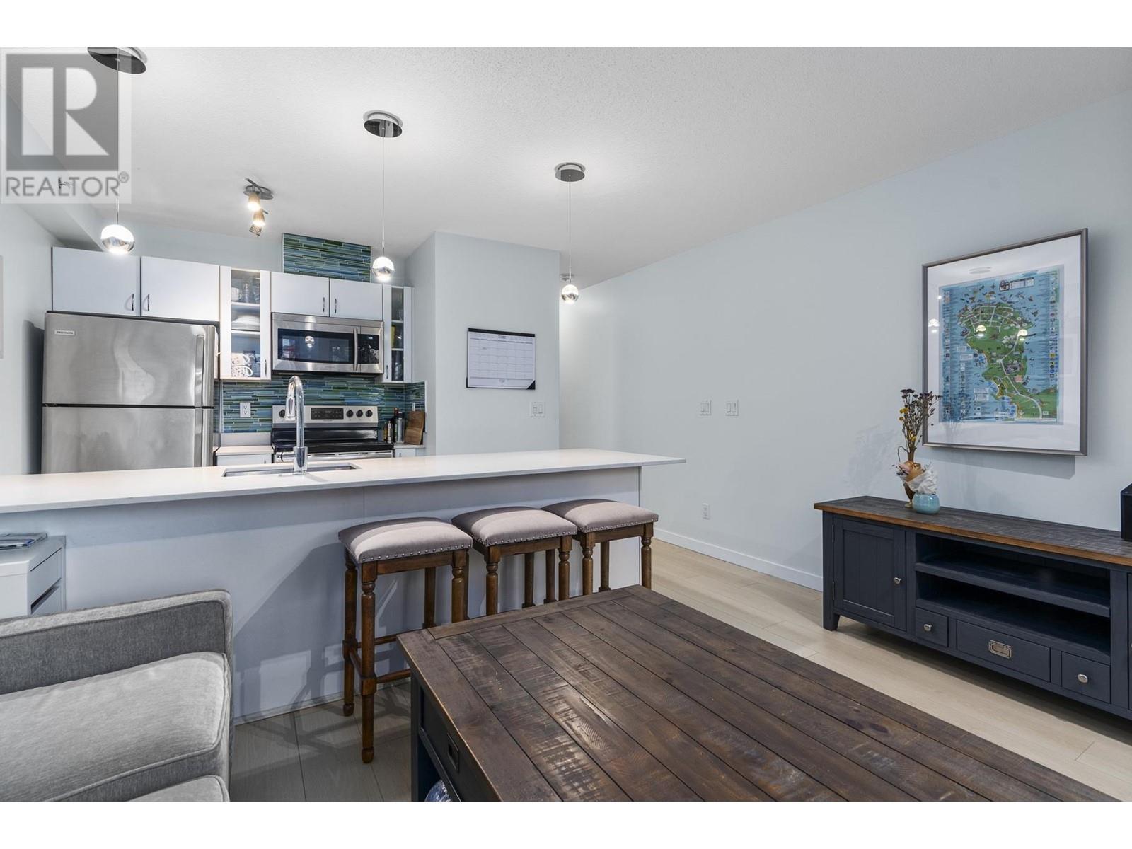 414 528 Rochester Avenue, Coquitlam, British Columbia  V3K 7A5 - Photo 3 - R2827885
