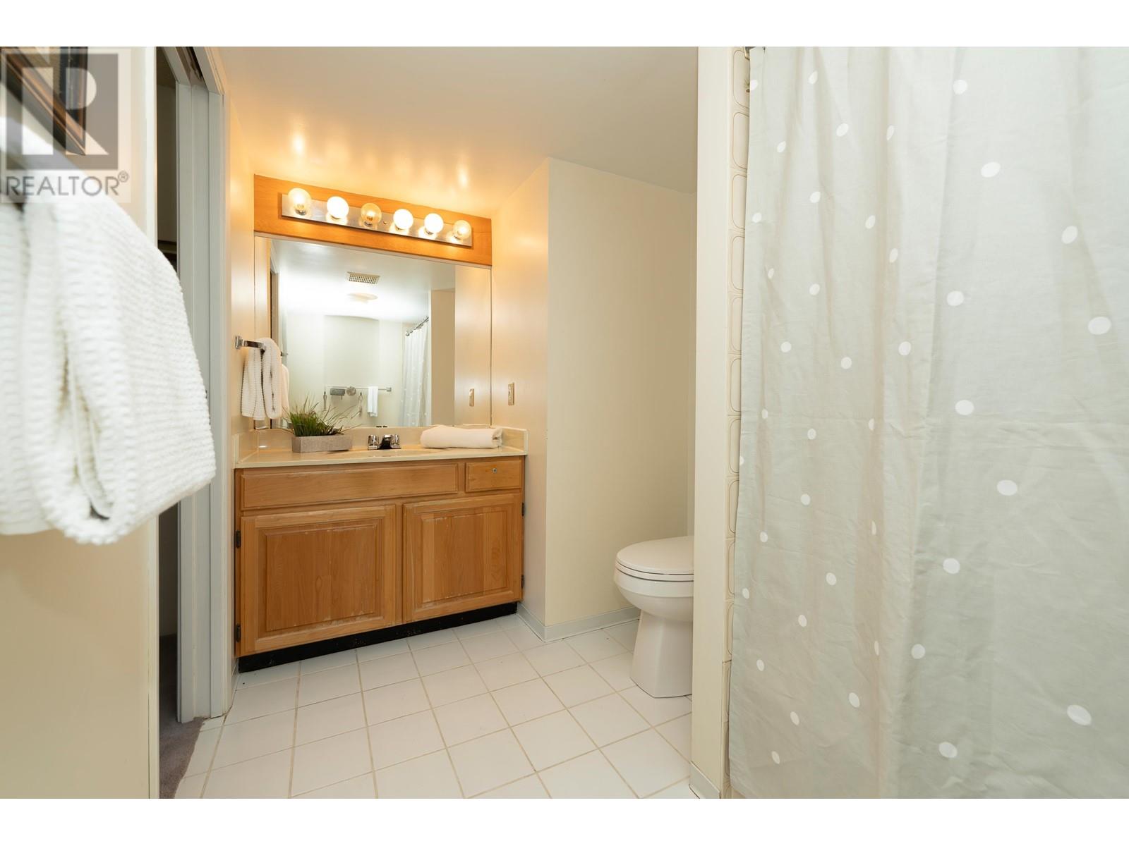 201 6455 Willingdon Avenue, Burnaby, British Columbia  V5H 4E4 - Photo 21 - R2827784