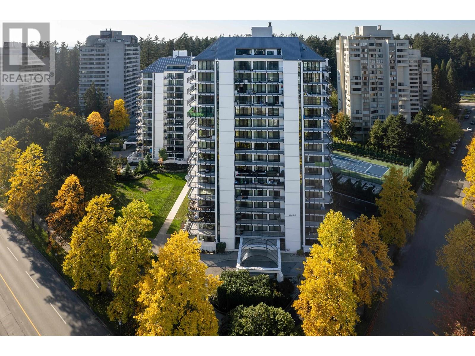 201 6455 Willingdon Avenue, Burnaby, British Columbia  V5H 4E4 - Photo 2 - R2827784