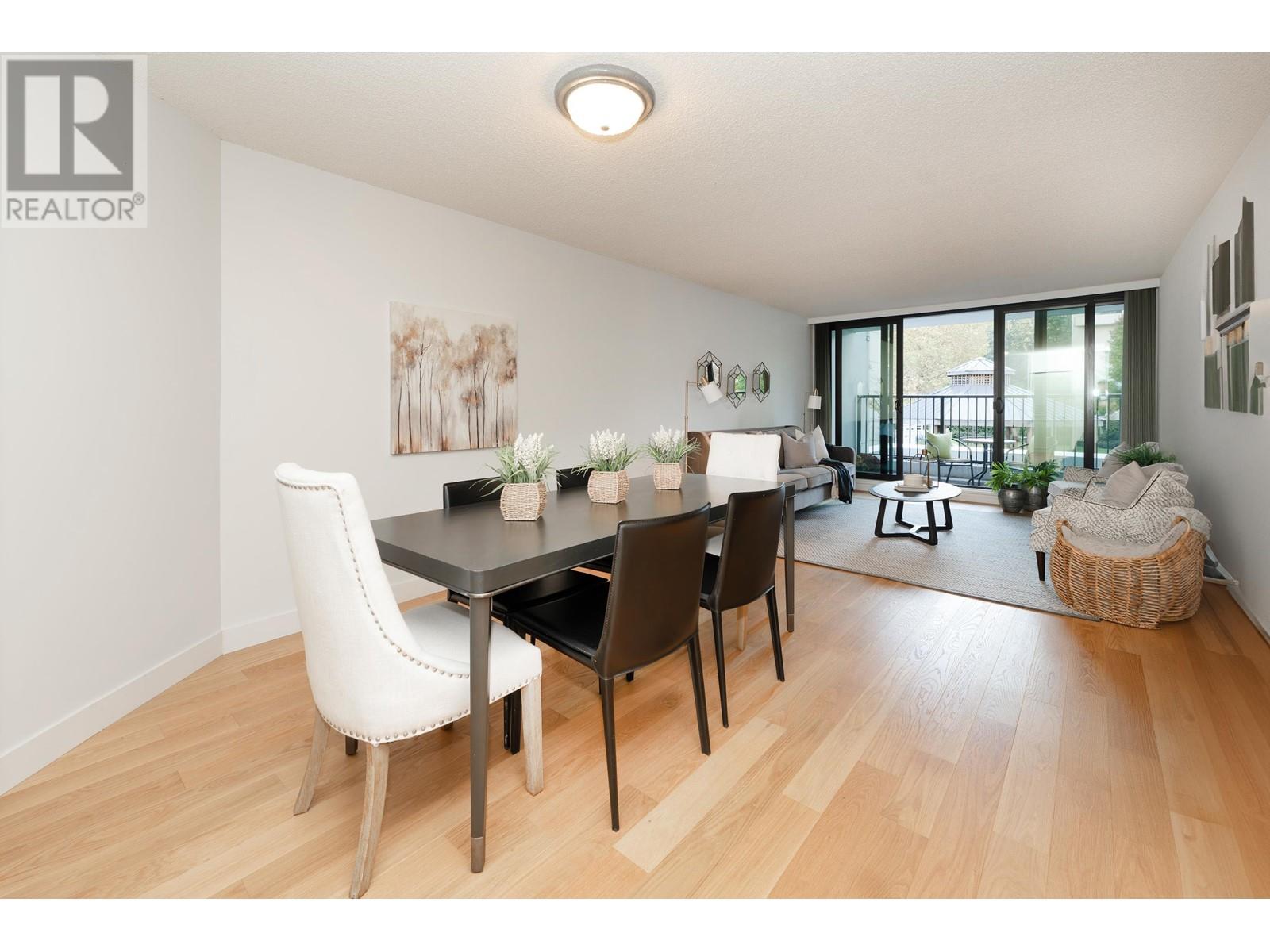 201 6455 Willingdon Avenue, Burnaby, British Columbia  V5H 4E4 - Photo 4 - R2827784