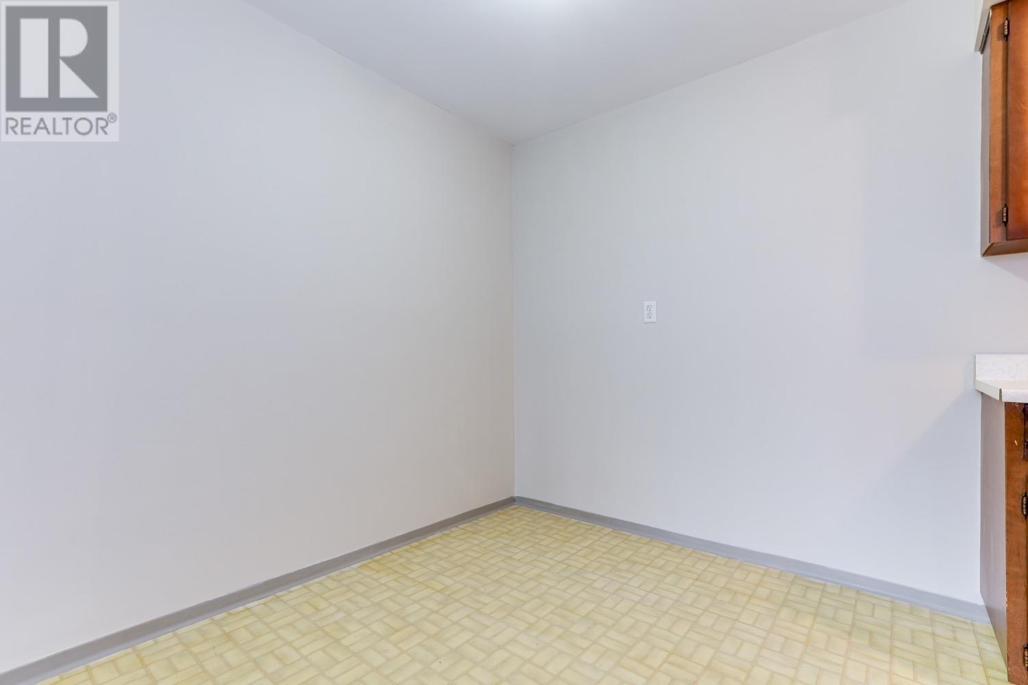 311 1045 Howie Avenue, Coquitlam, British Columbia  V3J 1T5 - Photo 8 - R2827911