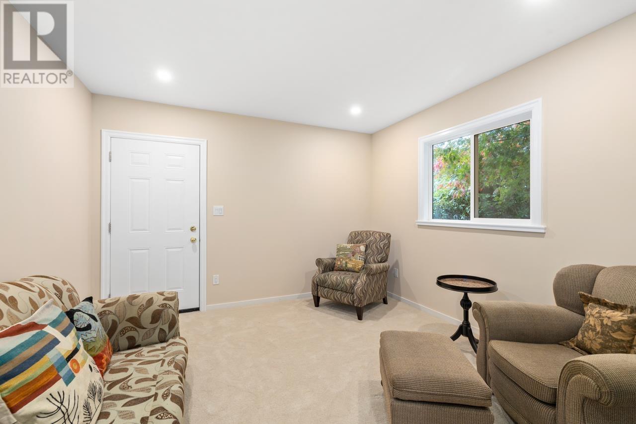 2750 Sylvan Place, Coquitlam, British Columbia  V3C 4Z3 - Photo 27 - R2827894