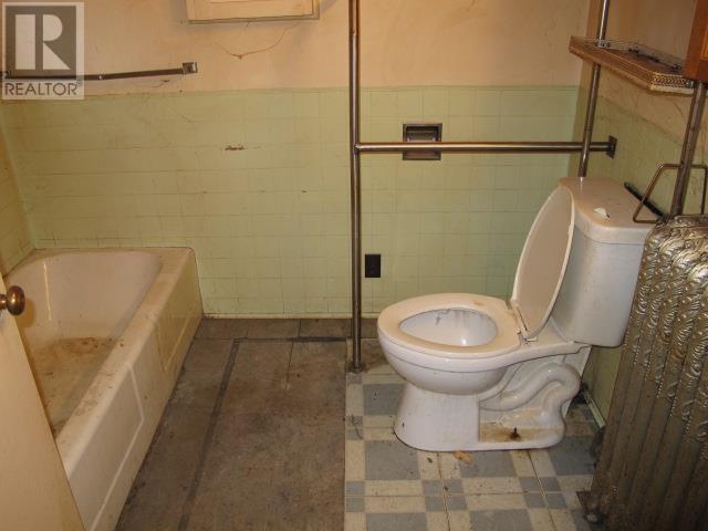 411 E Eighth Avenue, New Westminster, British Columbia  V3L 1Y4 - Photo 11 - R2807491