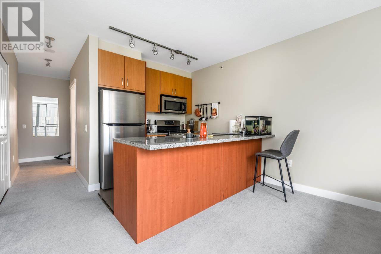 307 9222 University Crescent, Burnaby, British Columbia  V5A 0A6 - Photo 8 - R2826359