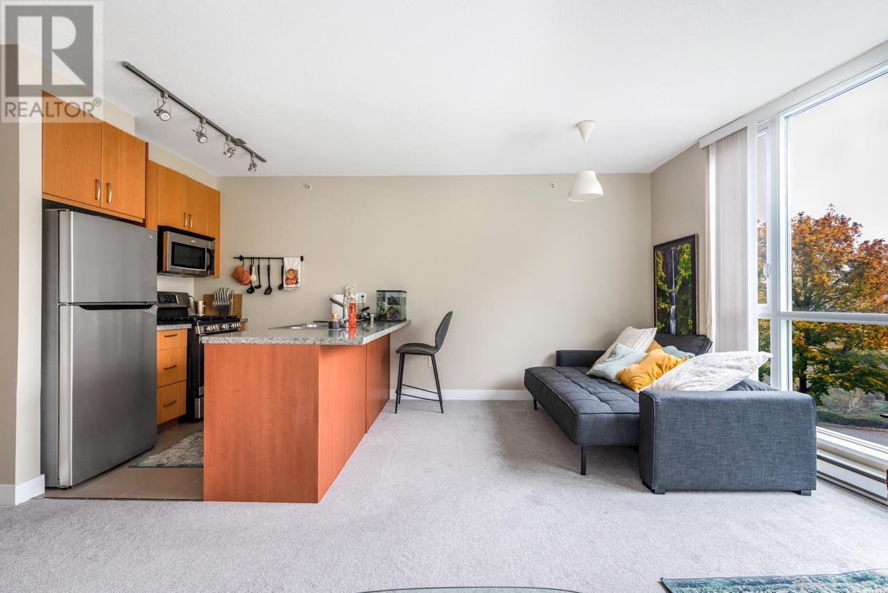 307 9222 University Crescent, Burnaby, British Columbia  V5A 0A6 - Photo 7 - R2826359