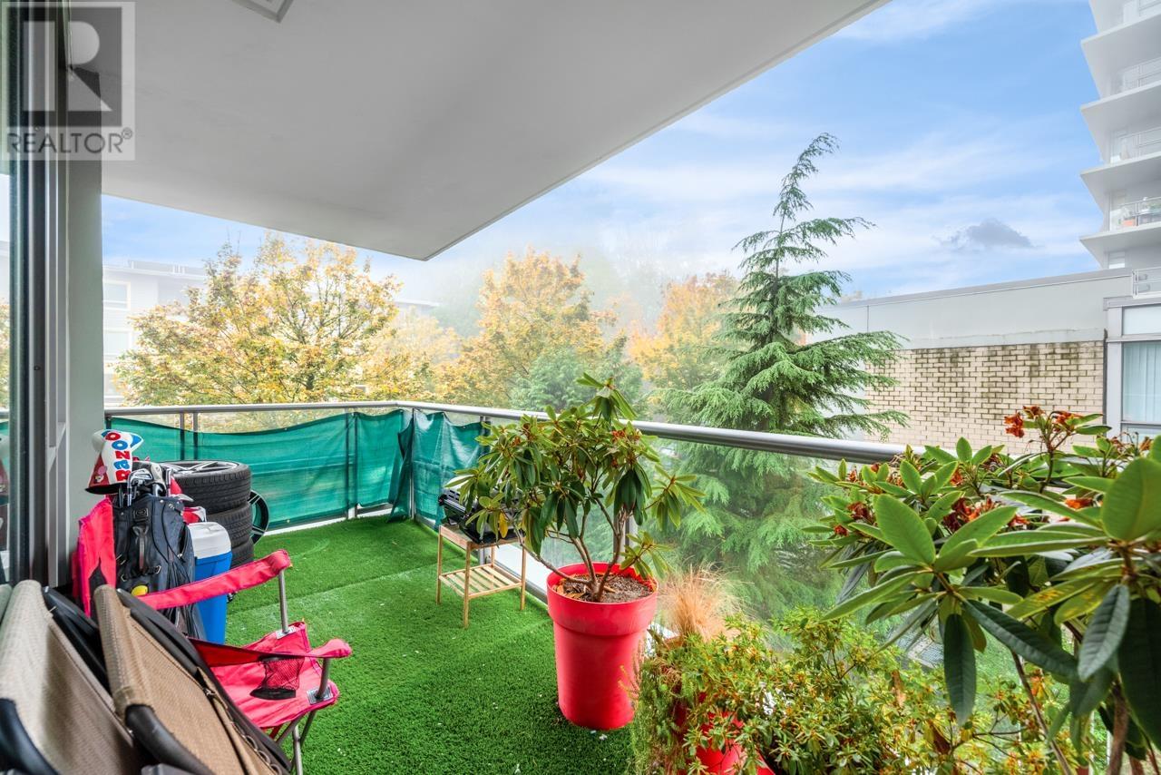 307 9222 University Crescent, Burnaby, British Columbia  V5A 0A6 - Photo 15 - R2826359