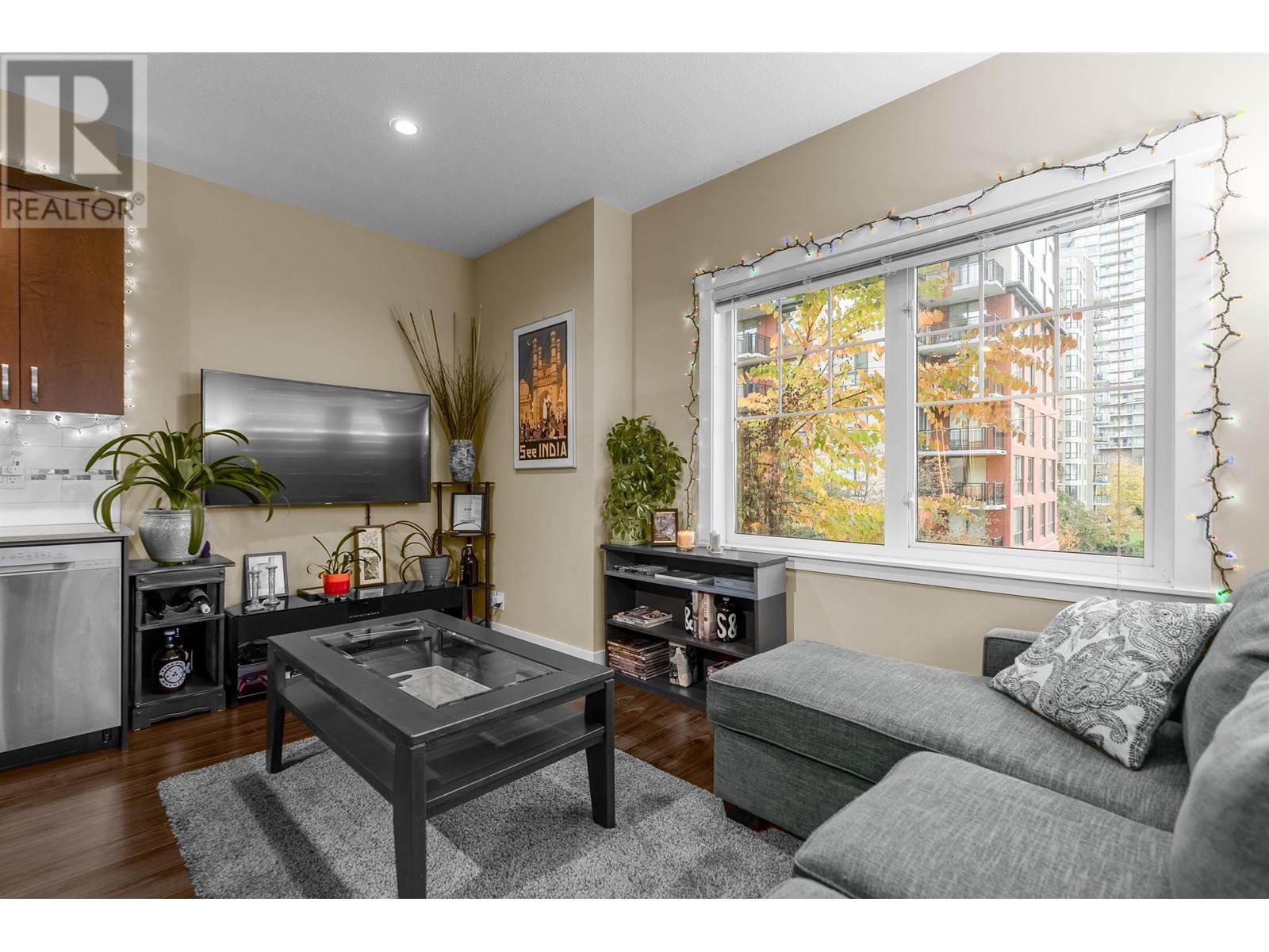 28 838 Royal Avenue, New Westminster, British Columbia  V3M 1J9 - Photo 6 - R2827727