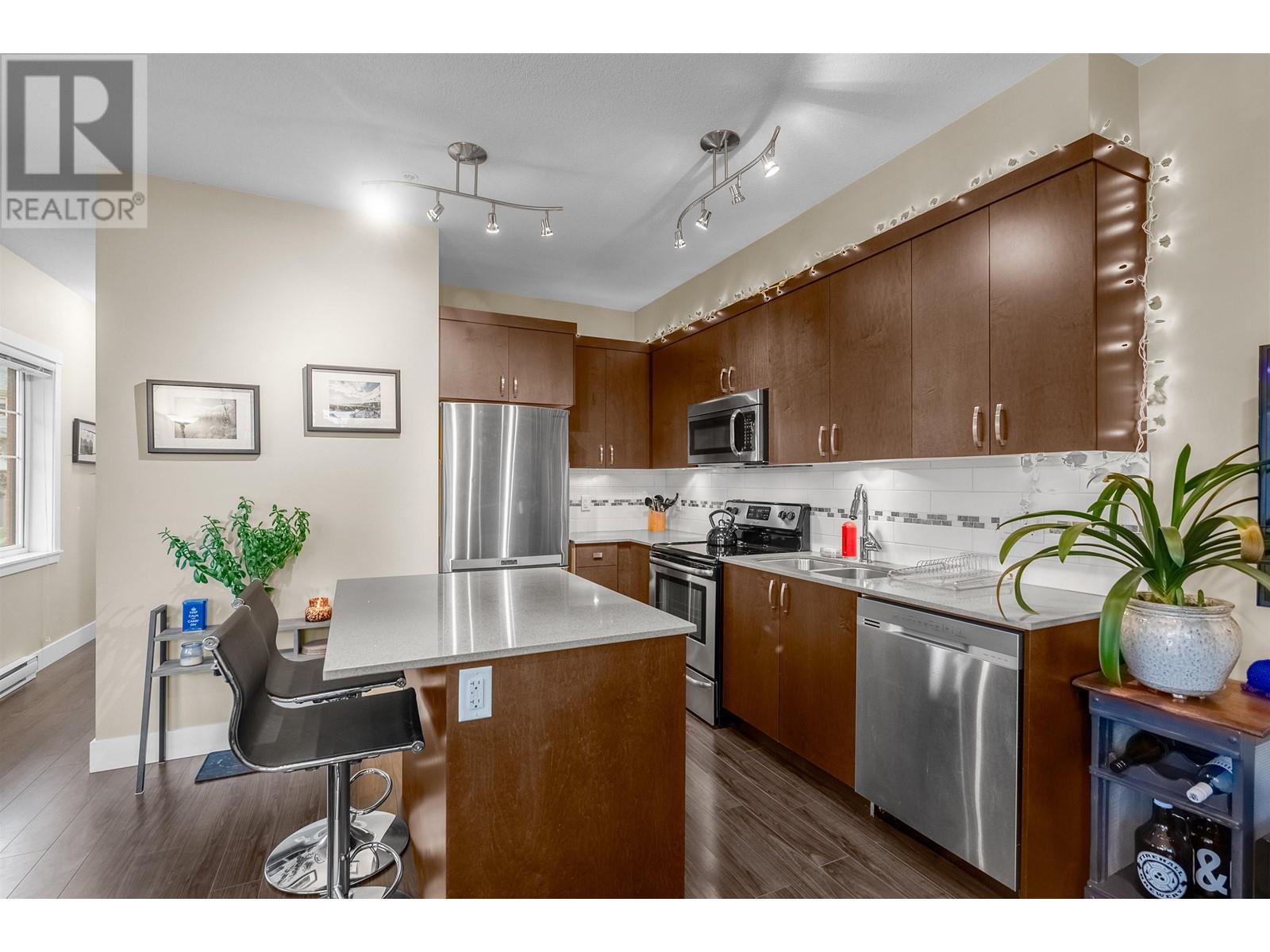 28 838 Royal Avenue, New Westminster, British Columbia  V3M 1J9 - Photo 9 - R2827727