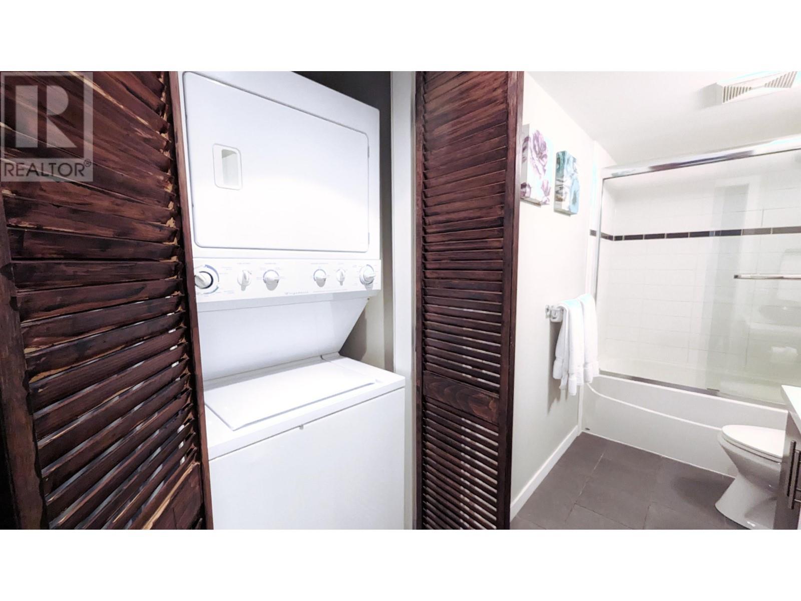 606 618 Abbott Street, Vancouver, British Columbia  V6B 0B9 - Photo 8 - R2826886