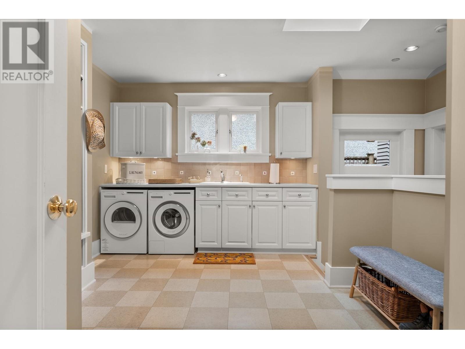 6125 Southlands Place, Vancouver, British Columbia  V6N 1M9 - Photo 39 - R2826518
