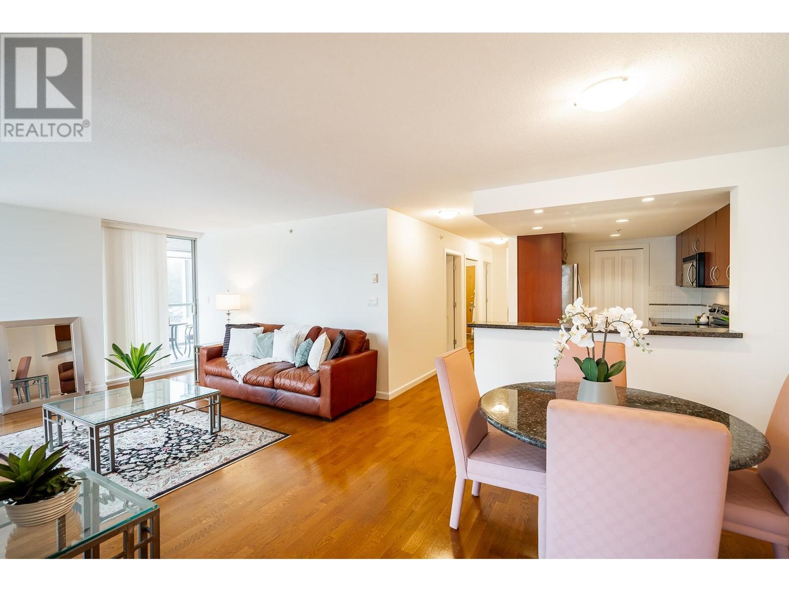 1107 235 Guildford Way, Port Moody, British Columbia  V3H 5L8 - Photo 9 - R2826727