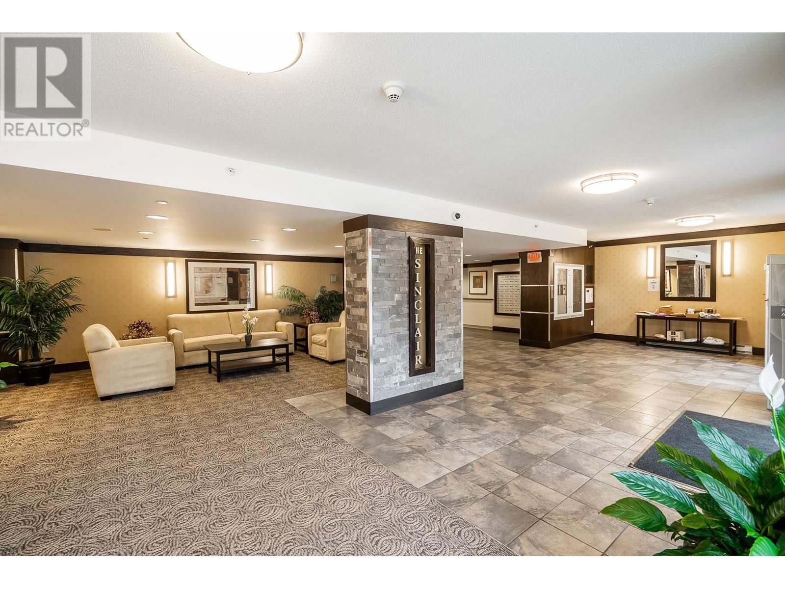 1107 235 Guildford Way, Port Moody, British Columbia  V3H 5L8 - Photo 3 - R2826727