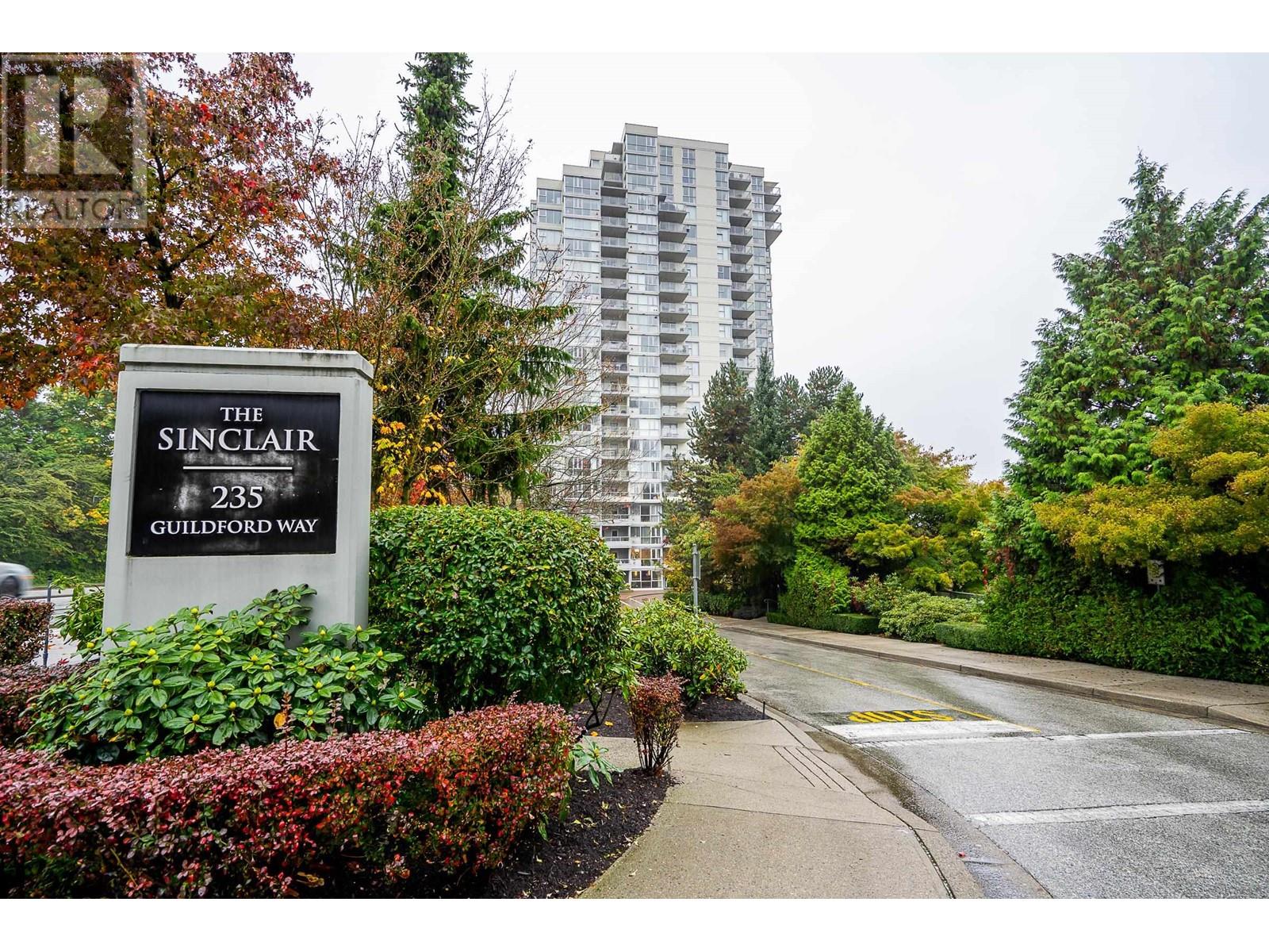 1107 235 GUILDFORD WAY, port moody, British Columbia