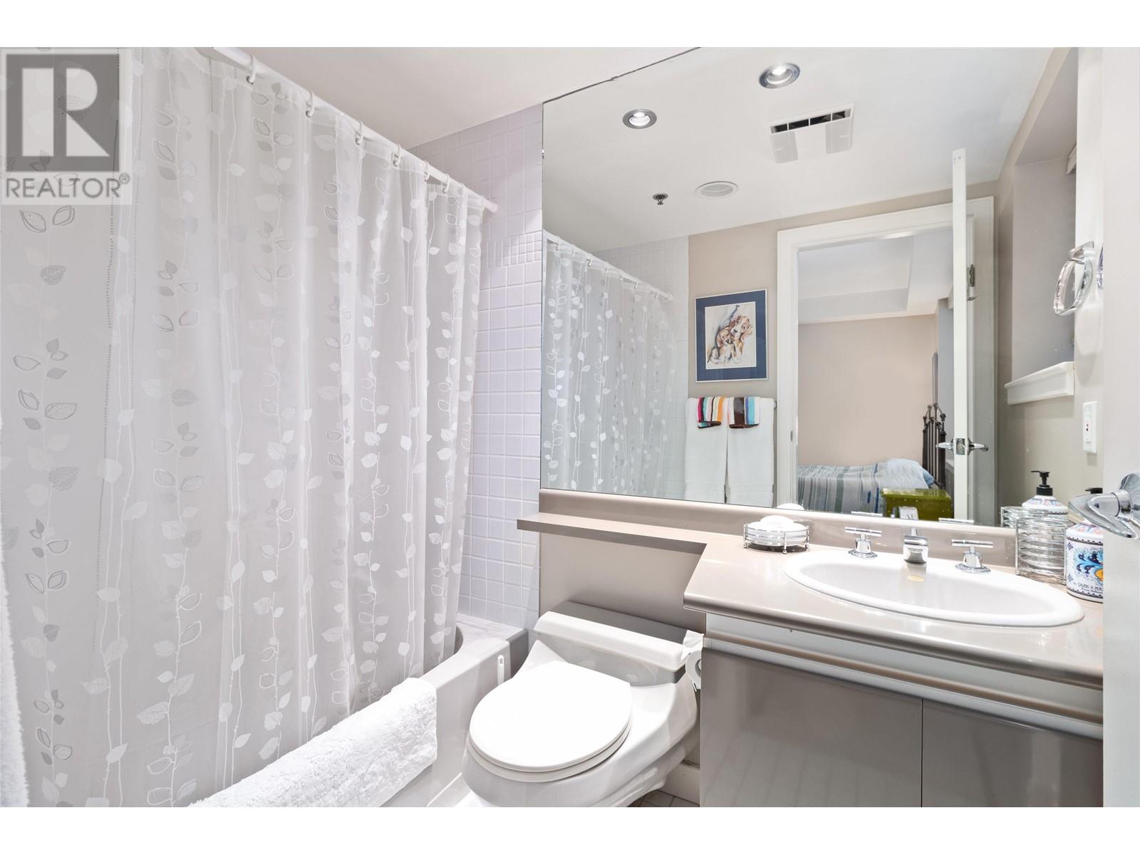 300 5890 Balsam Street, Vancouver, British Columbia  V6M 4B9 - Photo 13 - R2827950