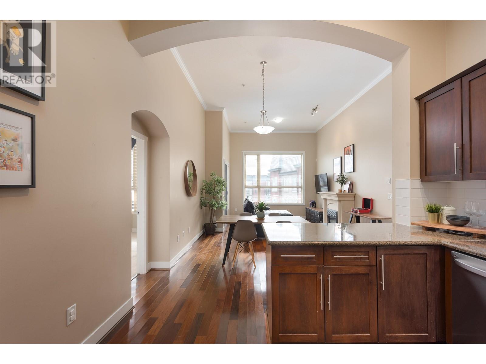 419 2628 Maple Street, Port Coquitlam, British Columbia  V3C 0E2 - Photo 3 - R2827971