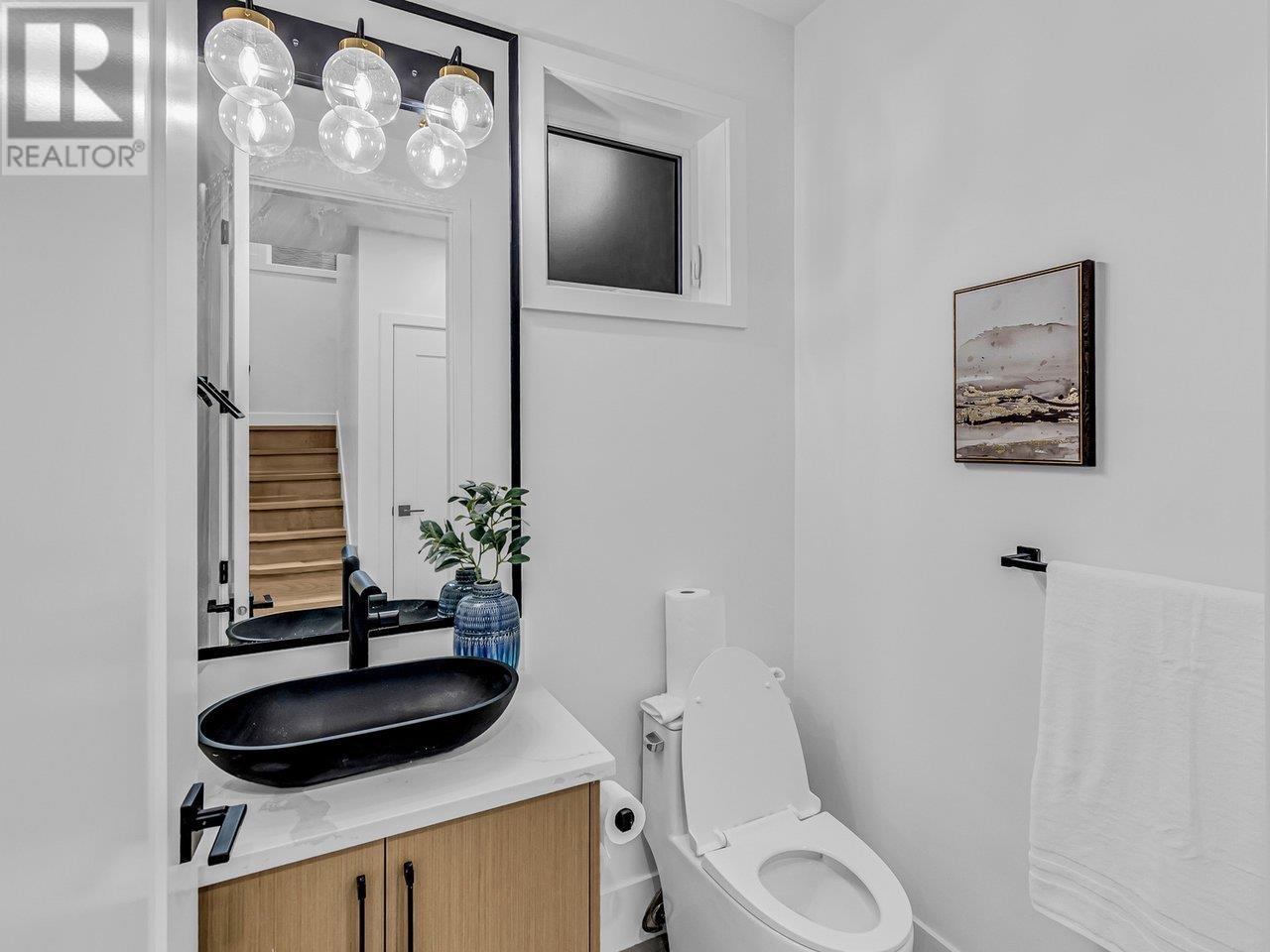 5094 Walden Street, Vancouver, British Columbia  V5W 2V7 - Photo 11 - R2827992