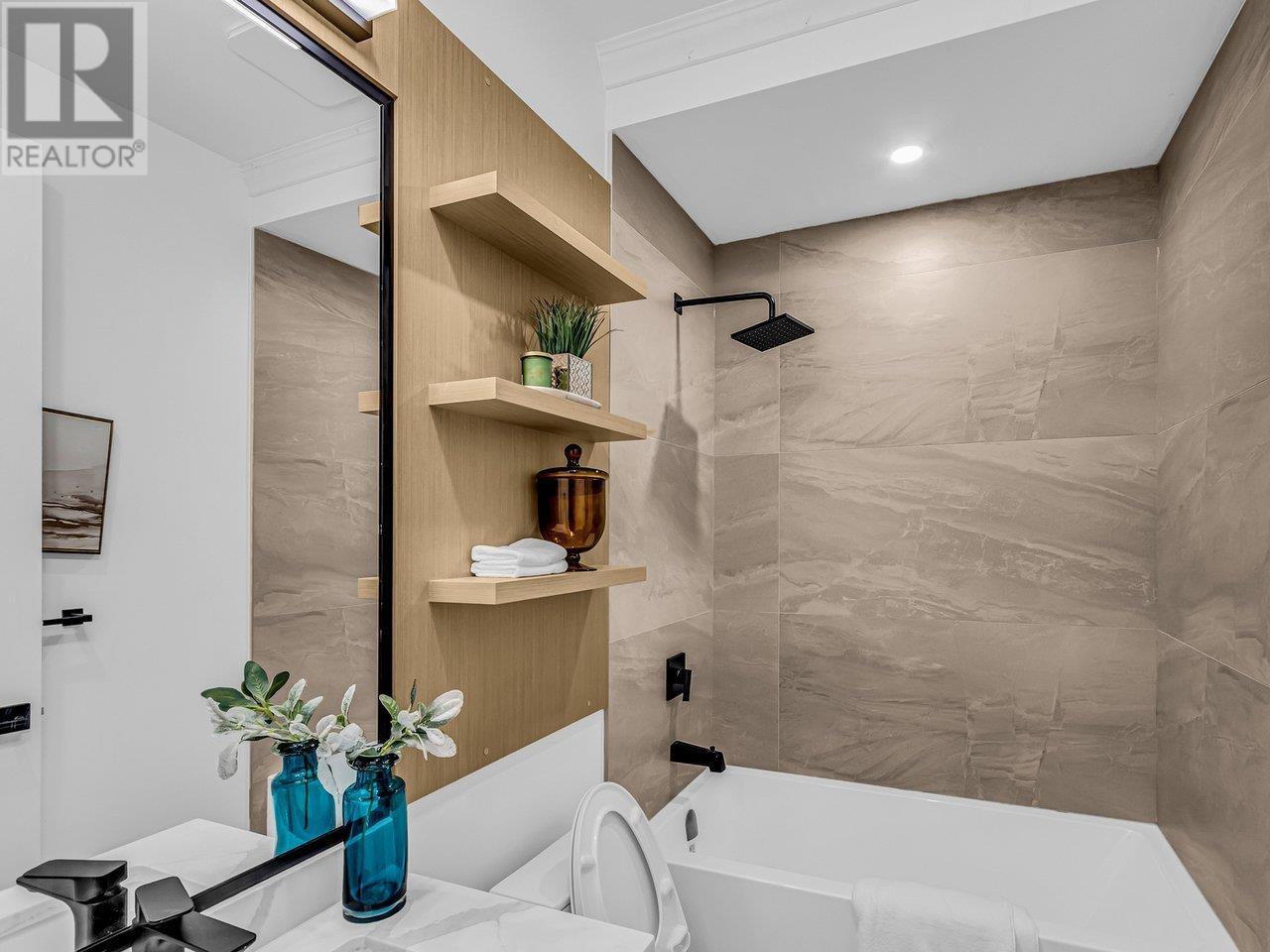 5094 Walden Street, Vancouver, British Columbia  V5W 2V7 - Photo 13 - R2827992